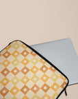Checkered Elegance Laptop Sleeve Laptop Sleeves - SALAVISA